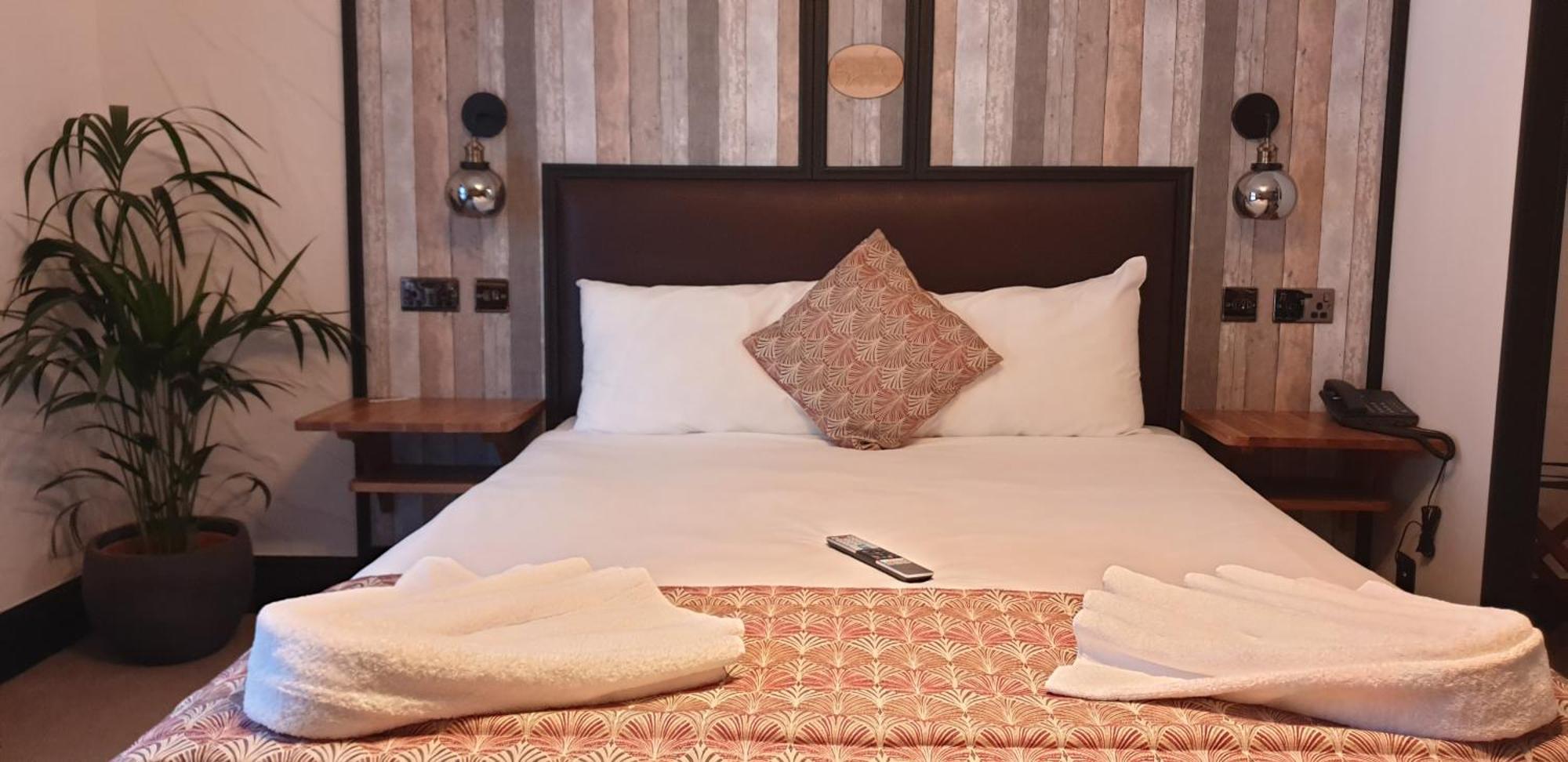 Hotel The Blue Boar Alcester Esterno foto